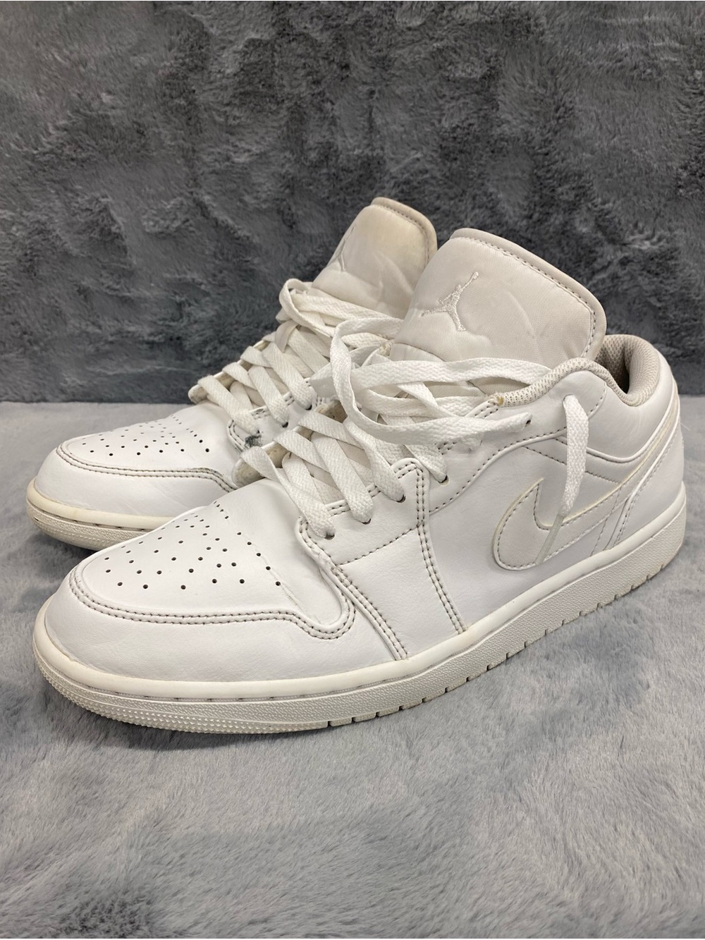 Jordan One Low Triple White Mens Size 10 Retro Shoes